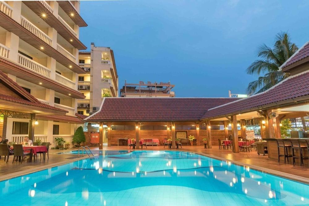 The Residence Garden Pattaya Εξωτερικό φωτογραφία